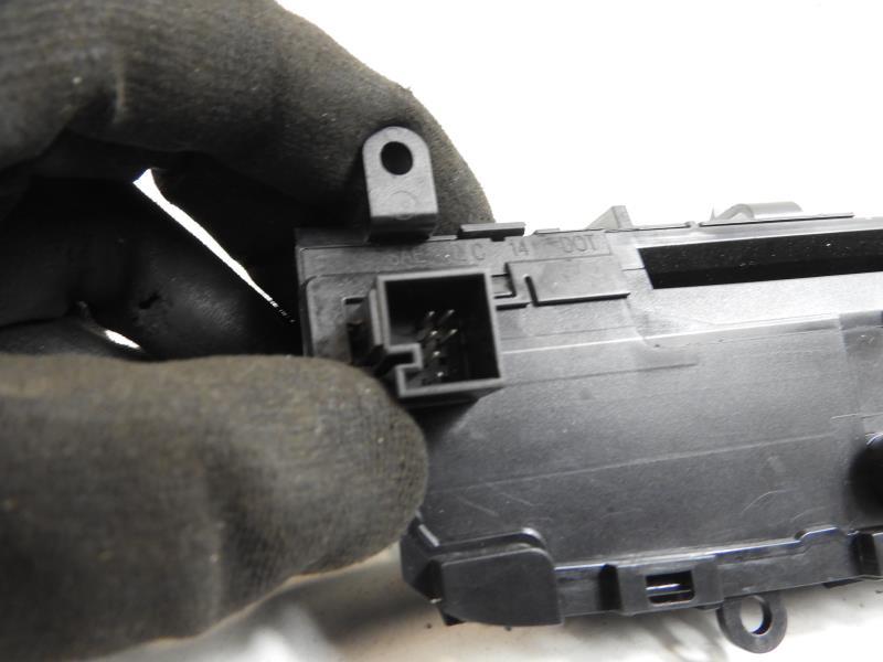 Comando autoradio MERCEDES CLASSE C 205 PHASE 1 Gasolina - 1