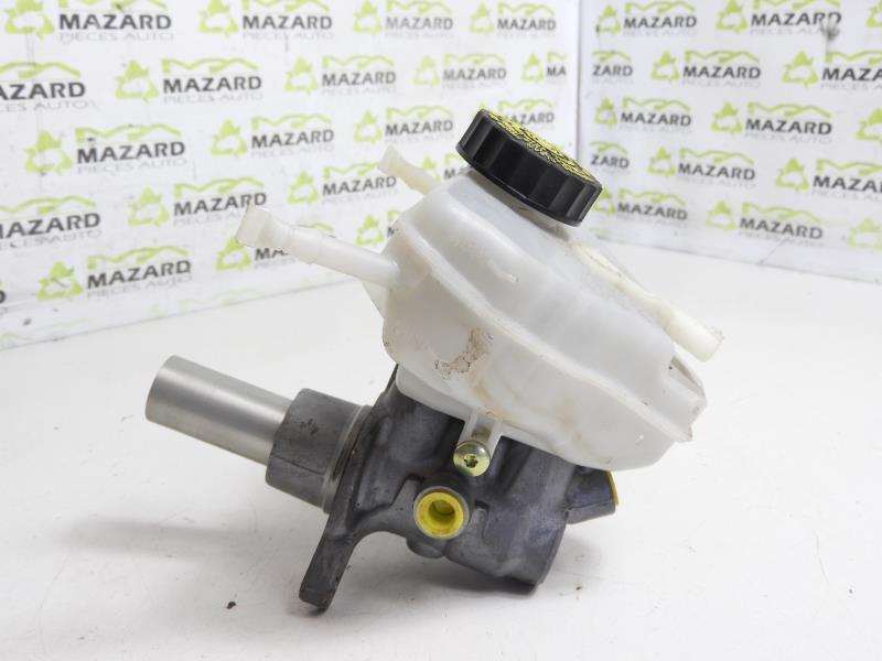Cilindro maestro (freno) MERCEDES CLASSE C 205 PHASE 1 Gasolina - 1