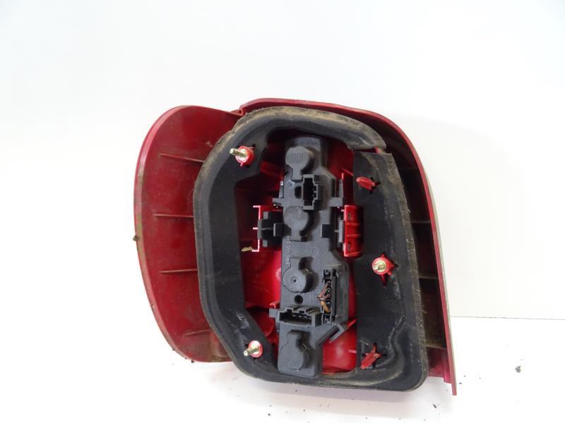 Fanale posteriore principale destro (luci) VOLKSWAGEN POLO 3 PHASE 2 Diésel - 1