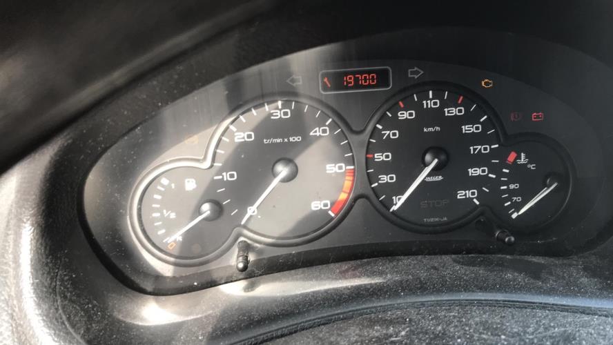 Image Pare choc avant - PEUGEOT 206