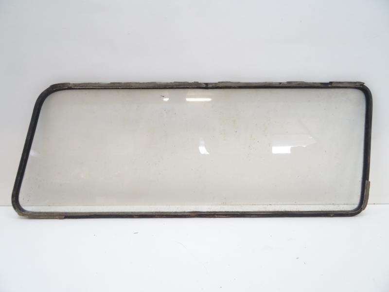 Ventanilla triangular trasera derecha PEUGEOT 403 Break  - 1