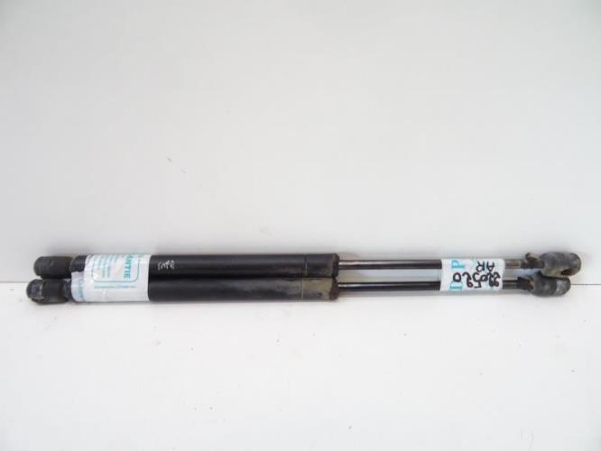 Image Verin de coffre - RENAULT CLIO 2