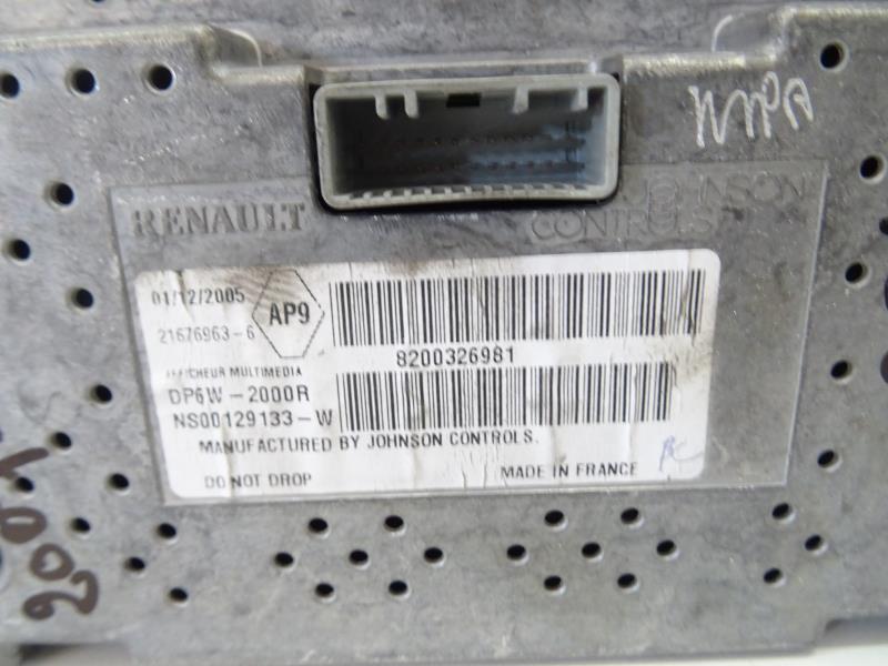 Ecran GPS RENAULT LAGUNA 2 PHASE 2 BREAK Diesel - 1