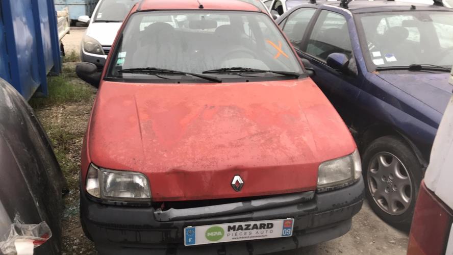 Image Moyeu avant gauche - RENAULT CLIO 1