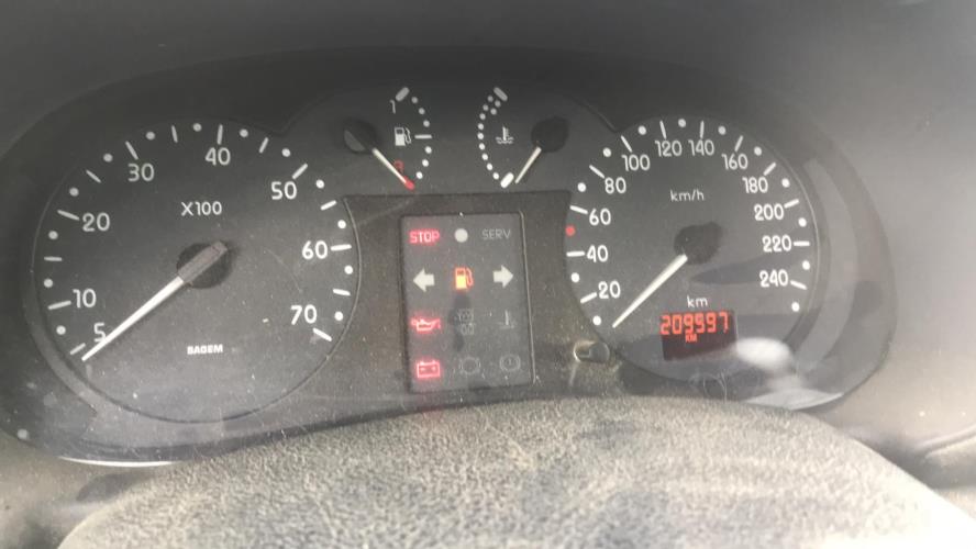 Image Verin de coffre - RENAULT CLIO 2
