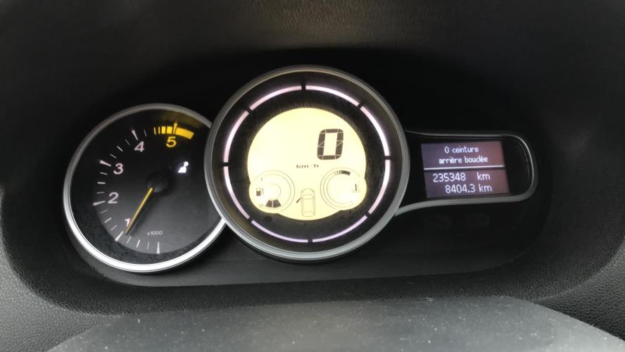 Image Feu arriere secondaire gauche (feux) - RENAULT MEGANE 3