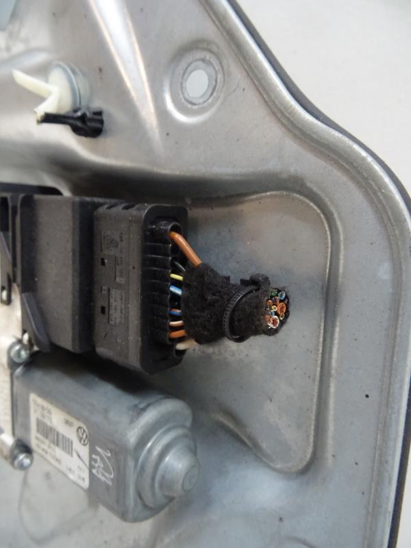 Alzacristalli elettrico posteriore sinistro VOLKSWAGEN GOLF 5 BREAK Diésel - 1