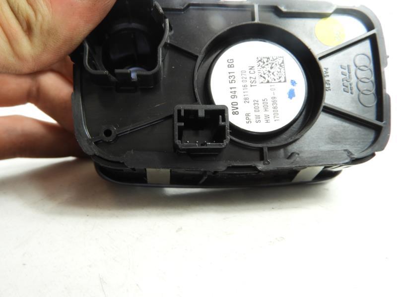 Commande de phare AUDI A3 3 LIMOUSINE PHASE 2 Diesel - 1