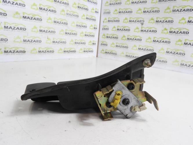 Image Poignee porte arriere droit - NISSAN NAVARA 1
