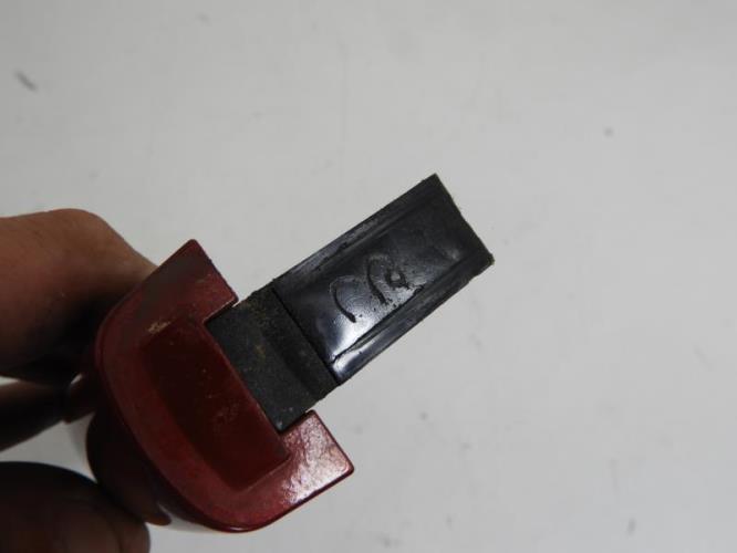 Image Poignee porte avant gauche - PEUGEOT 208 1