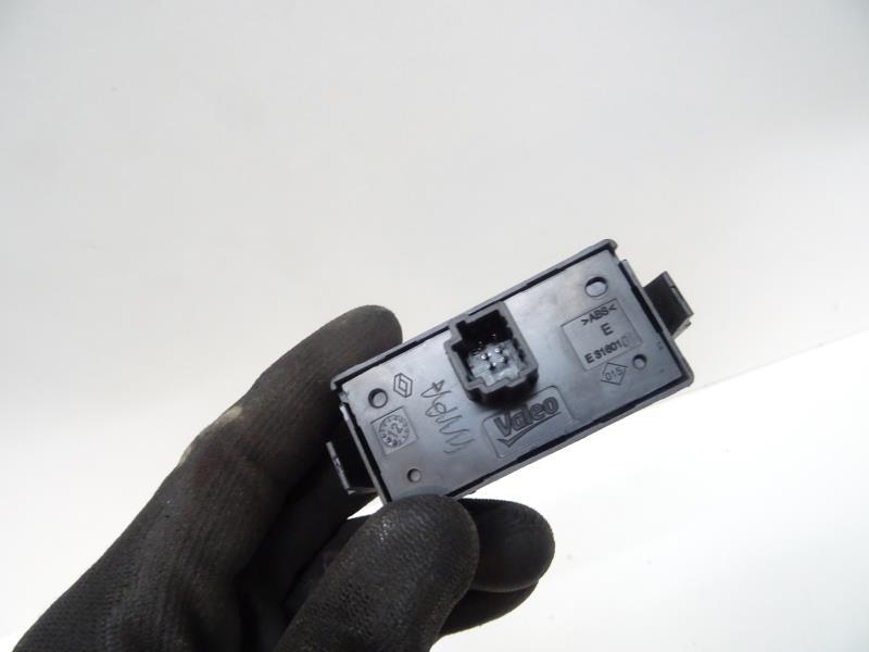 Bouton de warning RENAULT SCENIC 3 PHASE 2 Diesel - 1