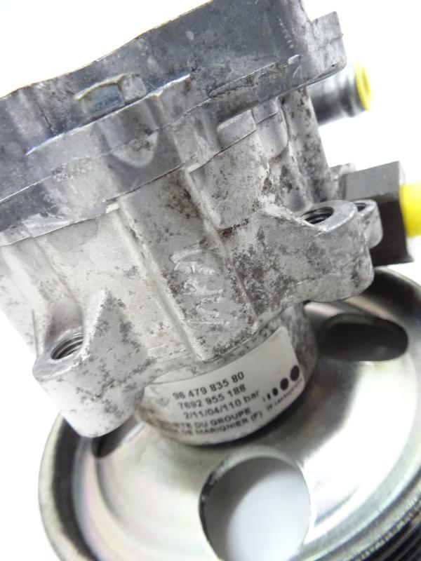 Pompe de direction CITROEN C8 Diesel - 1