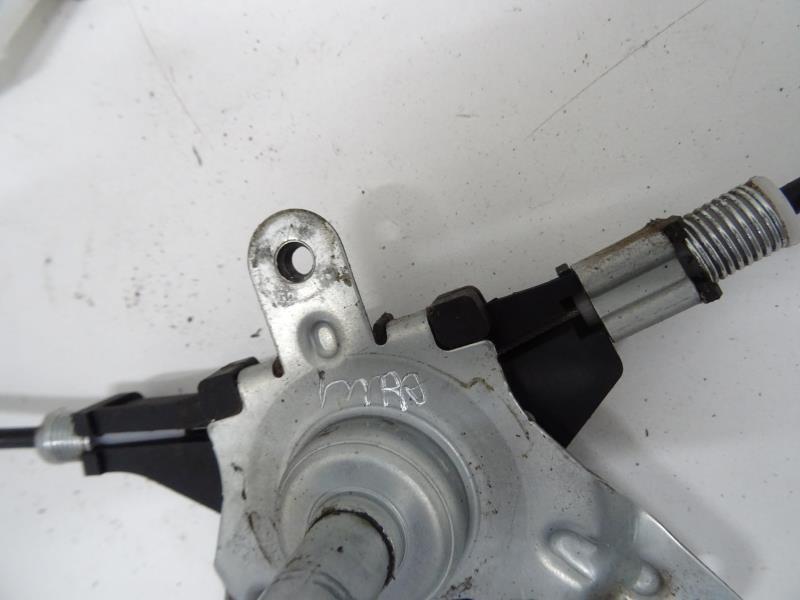 Alzacristalli manuale posteriore destro MAZDA 2 2 PHASE 1 Diésel - 1
