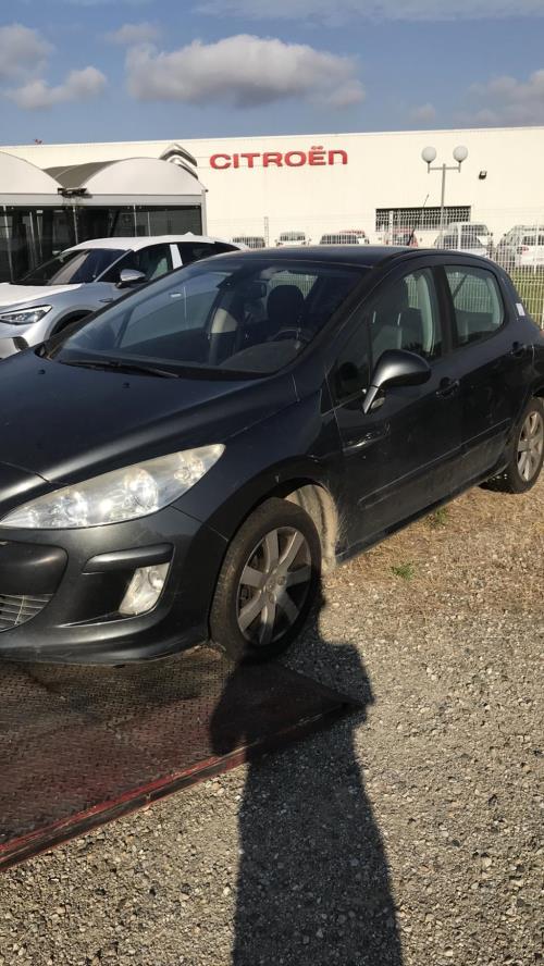 Image Chargeur CD - PEUGEOT 308 1