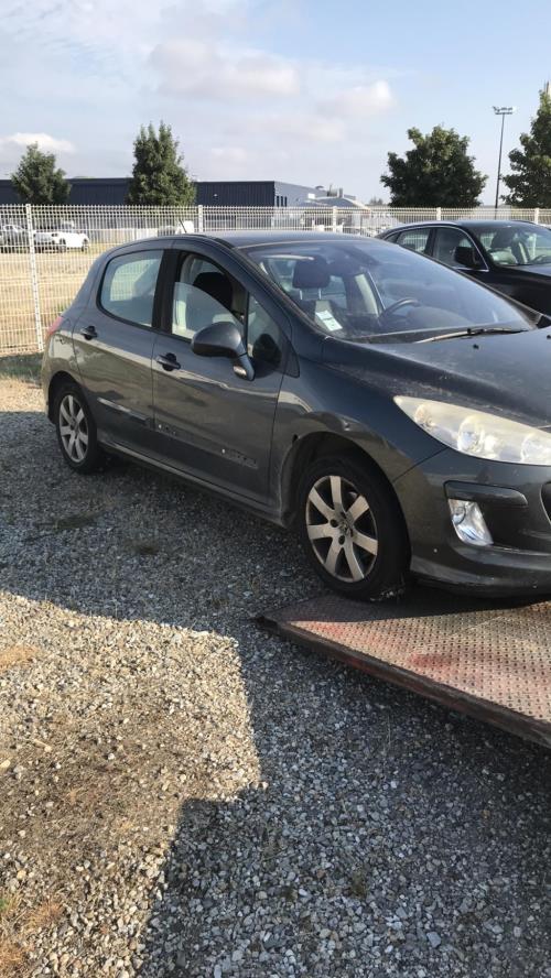 Image Chargeur CD - PEUGEOT 308 1