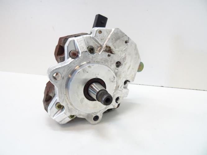 Image Pompe à injection - BMW SERIE 1 E87