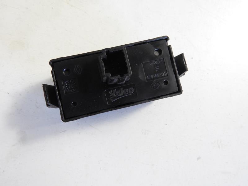 Bouton de warning OPEL VIVARO 2 Diesel - 1