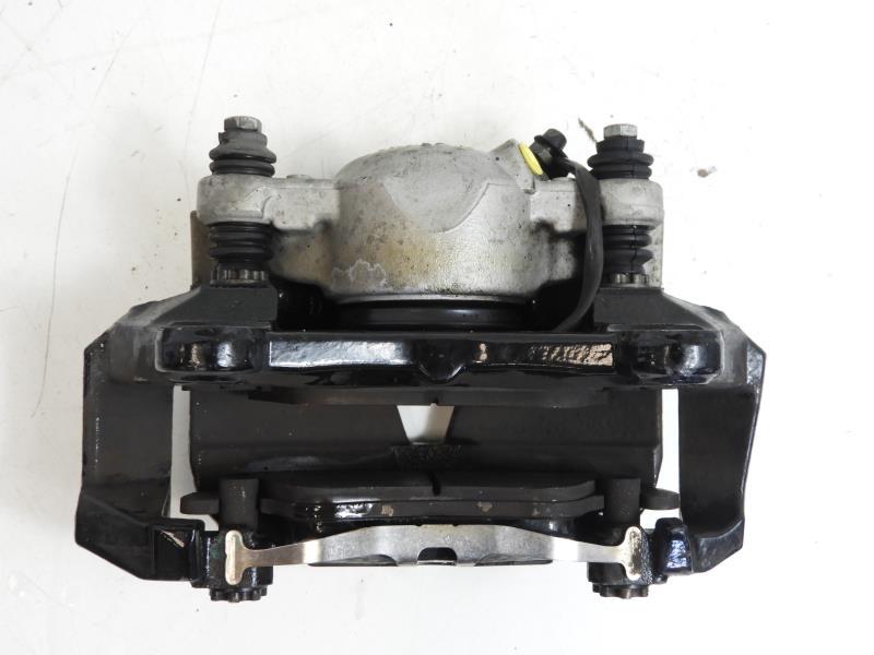 Etrier avant gauche (freinage) AUDI A5 1 COUPE S5 PHASE 1 Essence - 1