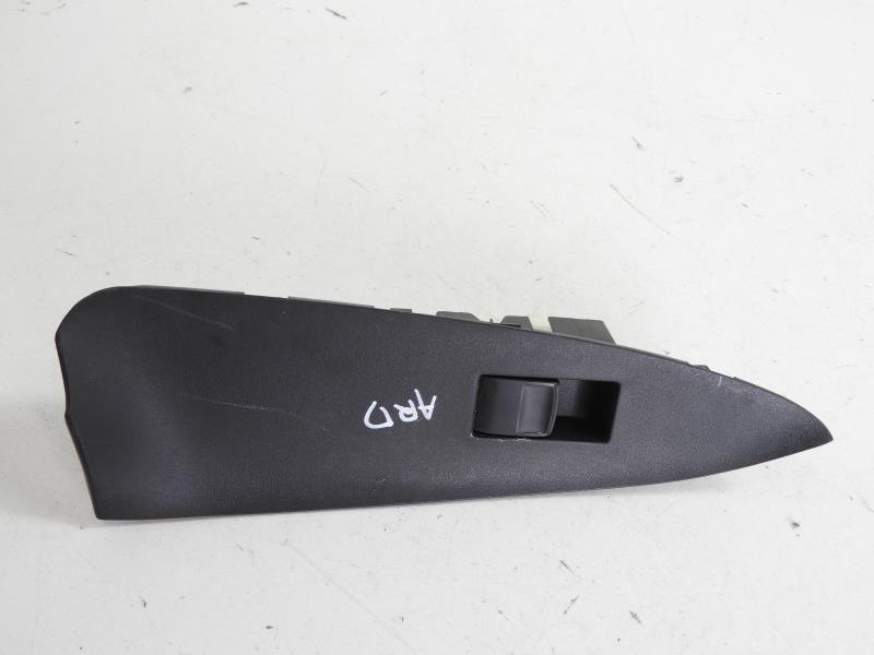 Interruttore lavacristalli posteriore destro TOYOTA RAV4 3 PHASE 1 Diésel - 1