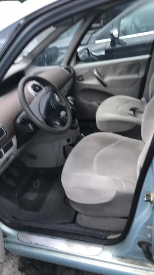 Image Anti brouillard gauche (feux) - CITROEN XSARA PICASSO