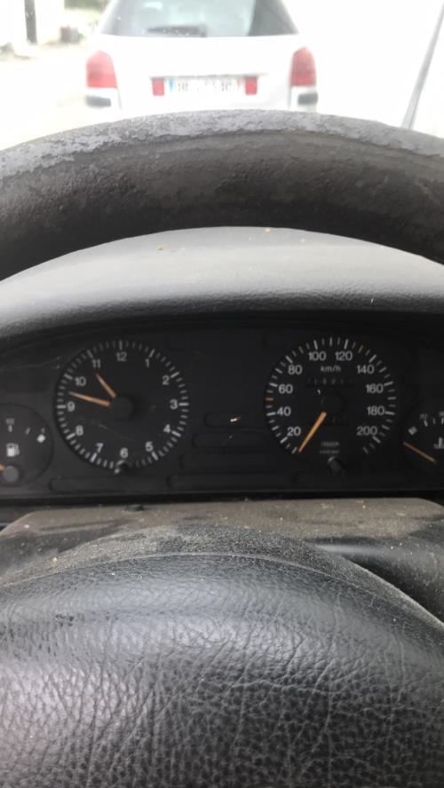 Image Serrure avant droit - PEUGEOT 405