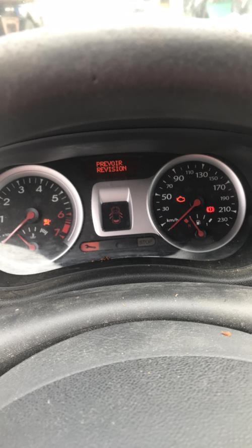 Image Pompe à vide - RENAULT CLIO 3