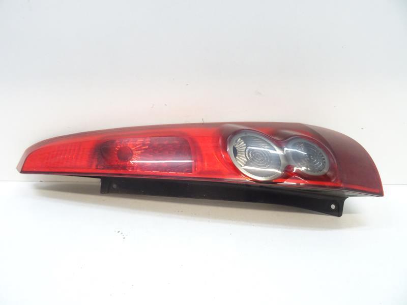 Fanale posteriore principale destro (luci) FORD FIESTA 5 PHASE 2  - 1
