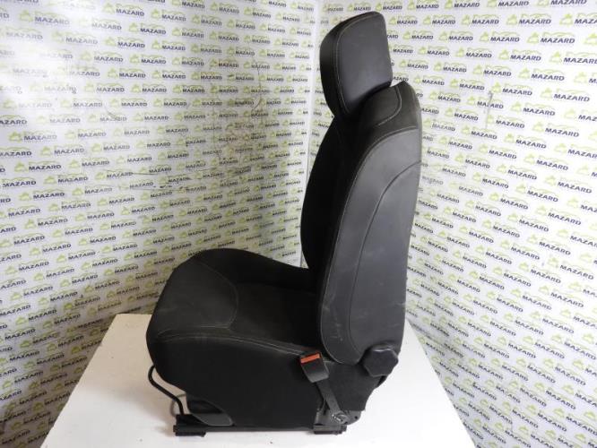 Image Siege avant droit - RENAULT CLIO 4