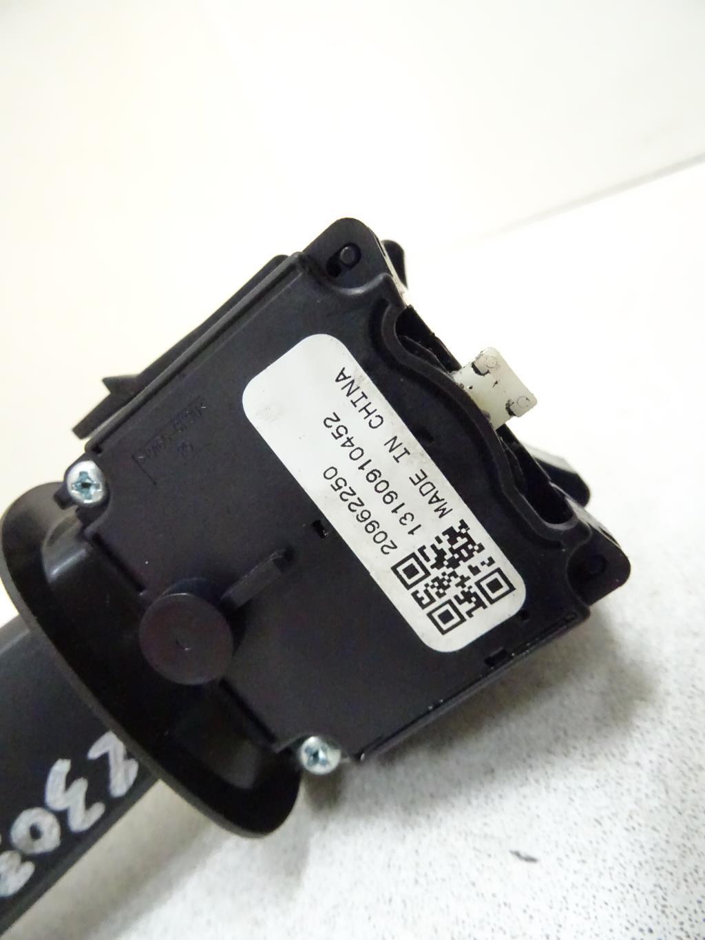 Commodo phare CHEVROLET AVEO 2 Diesel - 1