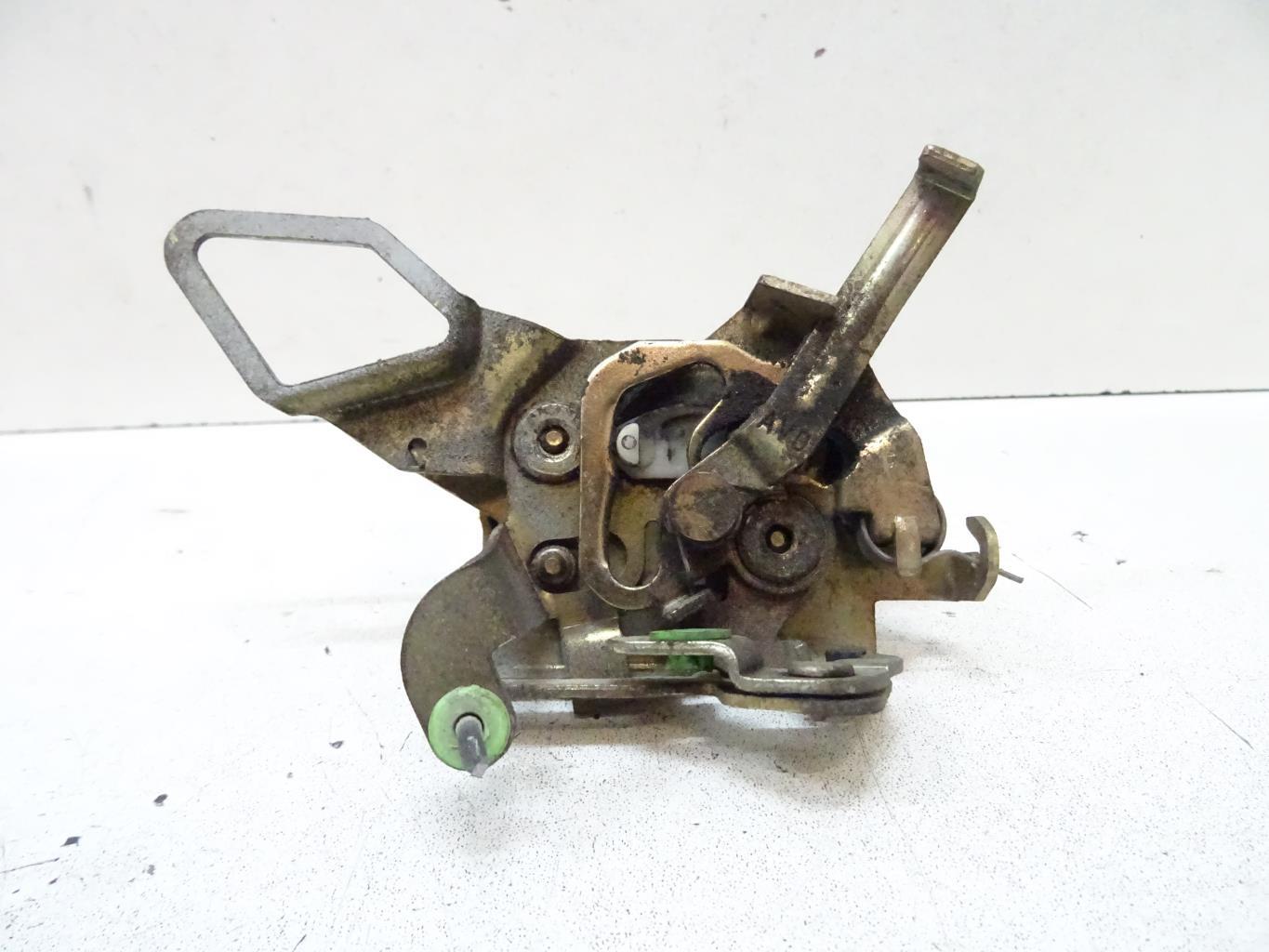 Serrure avant droit RENAULT R9  - 1