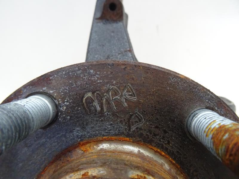 Moyeu avant droit FORD FOCUS 2 PHASE 1 Diesel - 1