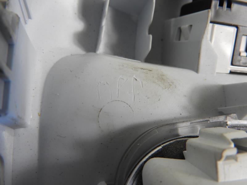 Luce di cortesia PEUGEOT 308 2 SW PHASE 2 BREAK Diésel - 1