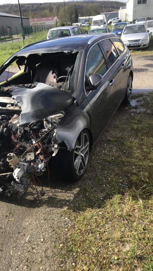 Image Essieu arriere - PEUGEOT 308 2 SW