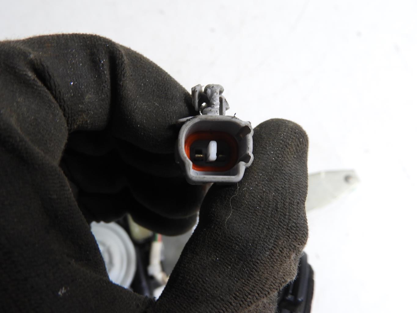 Alzacristalli elettrico posteriore destro TOYOTA LAND CRUISER 3 J90 PHASE 1 Diésel - 1