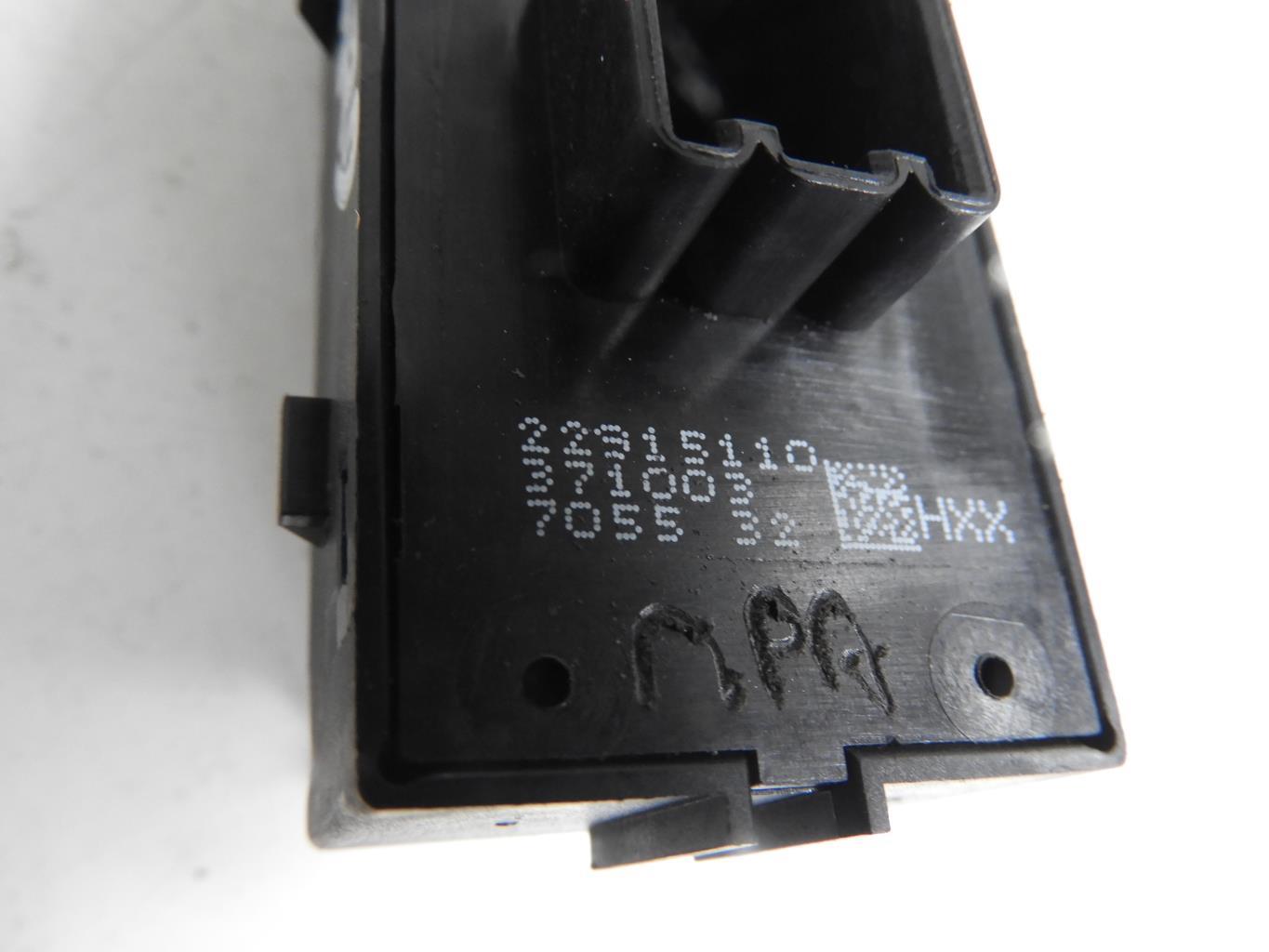 Interruttore lavacristalli posteriore destro OPEL MOKKA 1 PHASE 2 Gasolina - 1