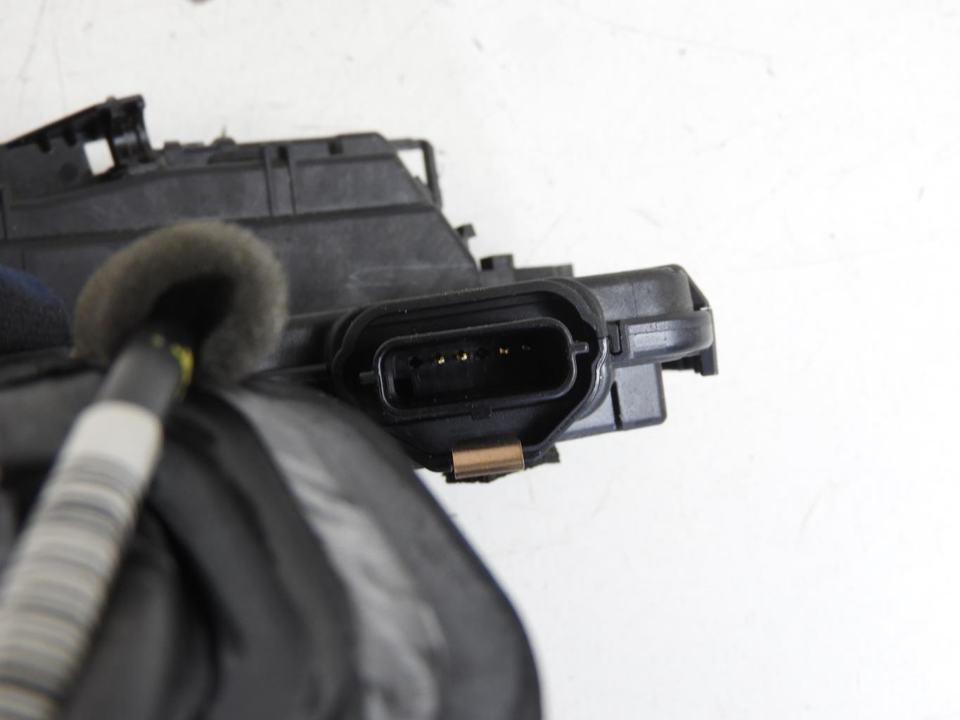 Serrure avant droit RENAULT CLIO 4 PHASE 1 Diesel - 1