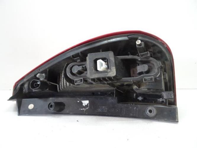 Image Feu arriere principal gauche (feux) - RENAULT SCENIC 3