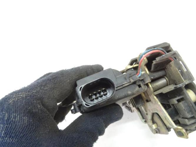 Image Serrure avant droit - VOLKSWAGEN GOLF 4