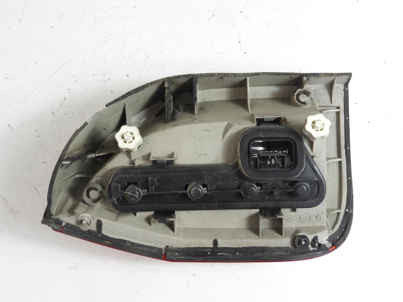 Fanale posteriore principale destro (luci) OPEL ZAFIRA A PHASE 1 Diésel - 1