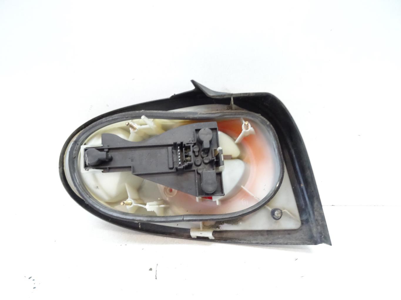 Fanale posteriore principale destro (luci) RENAULT MEGANE 1 COUPE Gasolina - 1