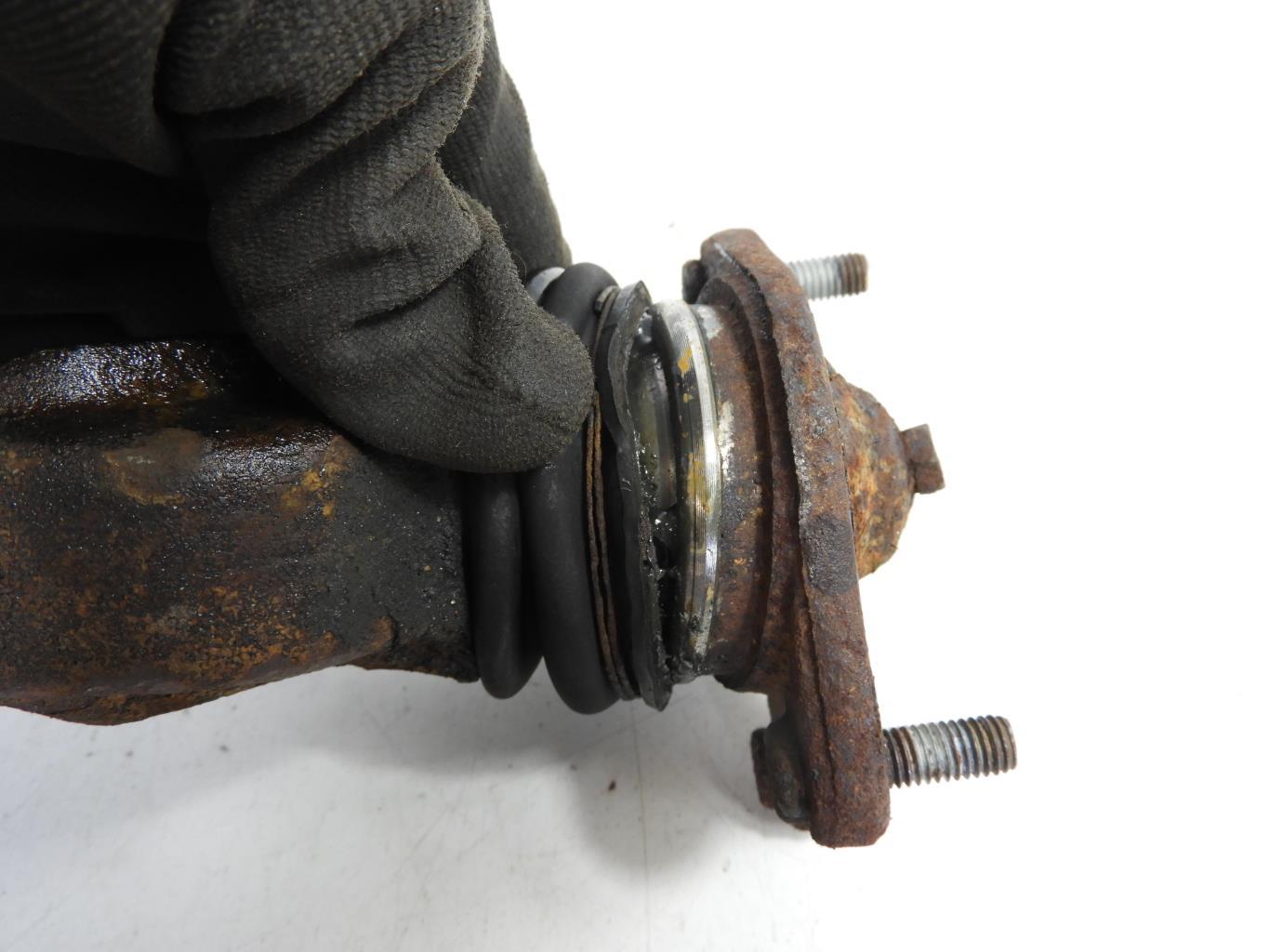 Moyeu avant gauche TOYOTA 4 RUNNER Diesel - 1