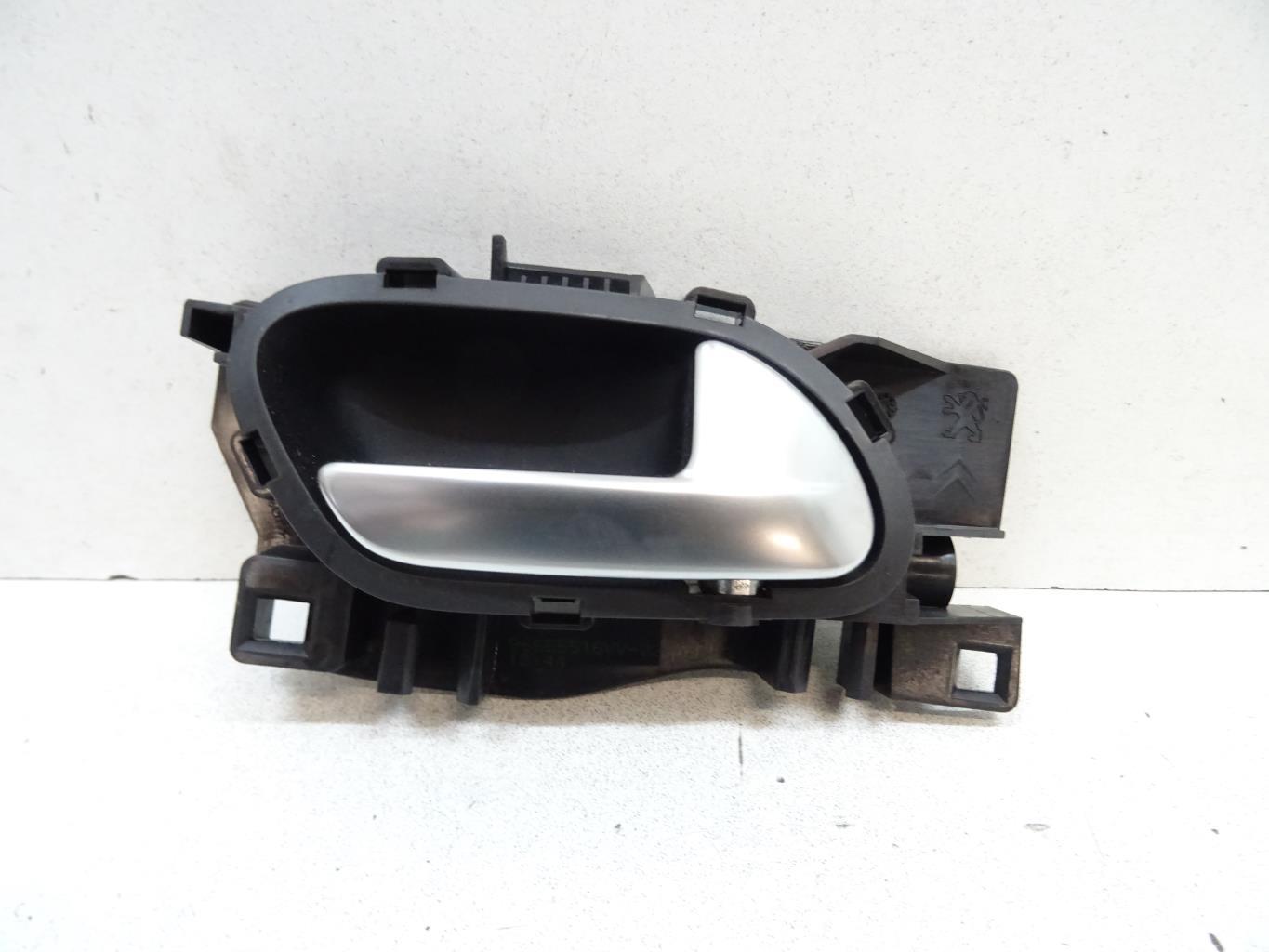 Maniglia interna anteriore destra PEUGEOT 208 1 PHASE 1 Gasolina - 1