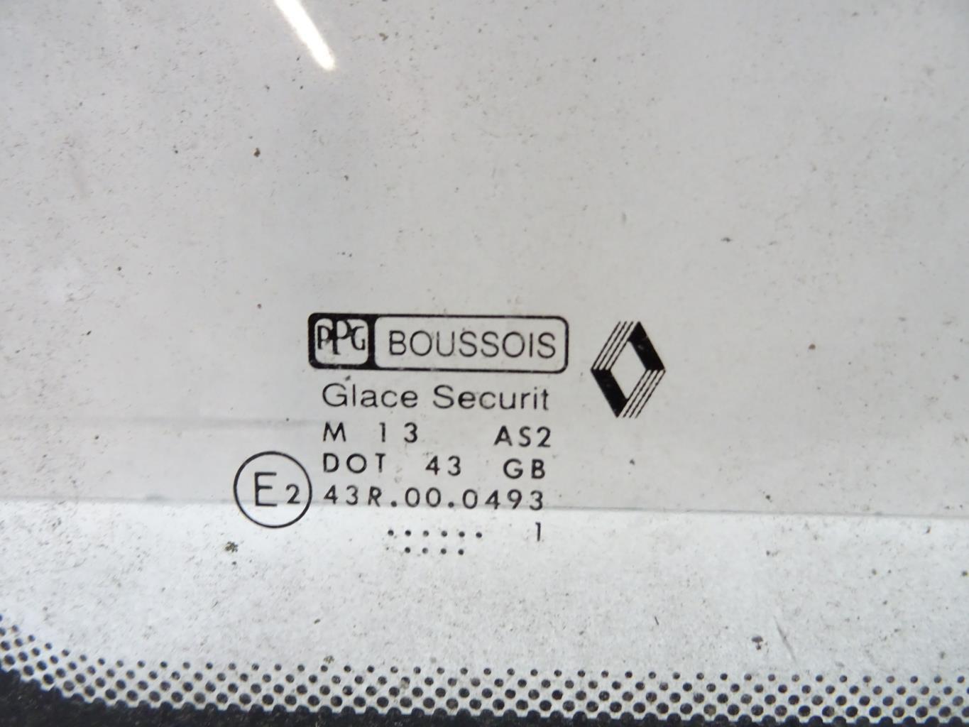 Custode arriere gauche RENAULT CLIO 1 PHASE 1 Essence - 1