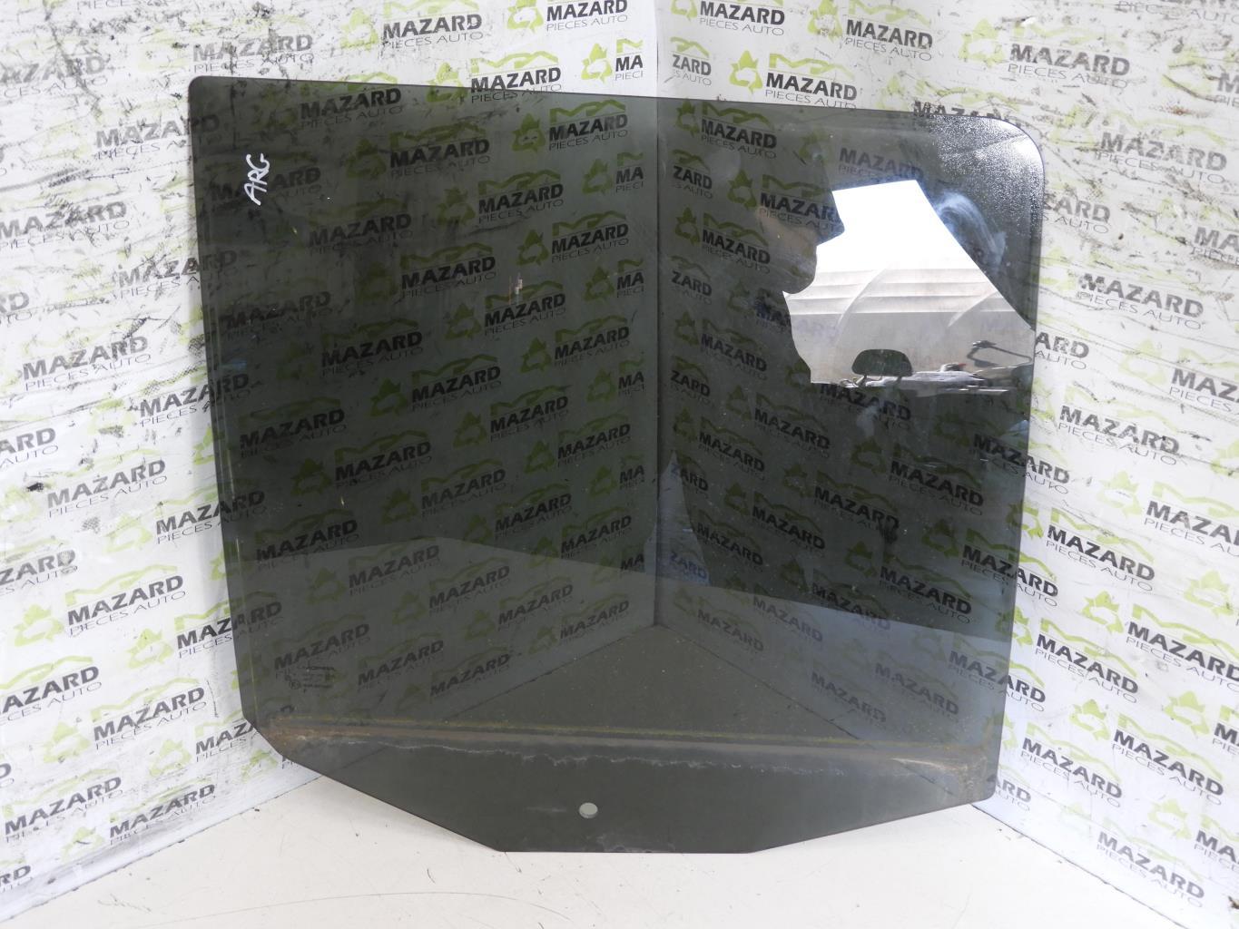 Vitre arriere gauche JEEP CHEROKEE 3 Diesel - 1