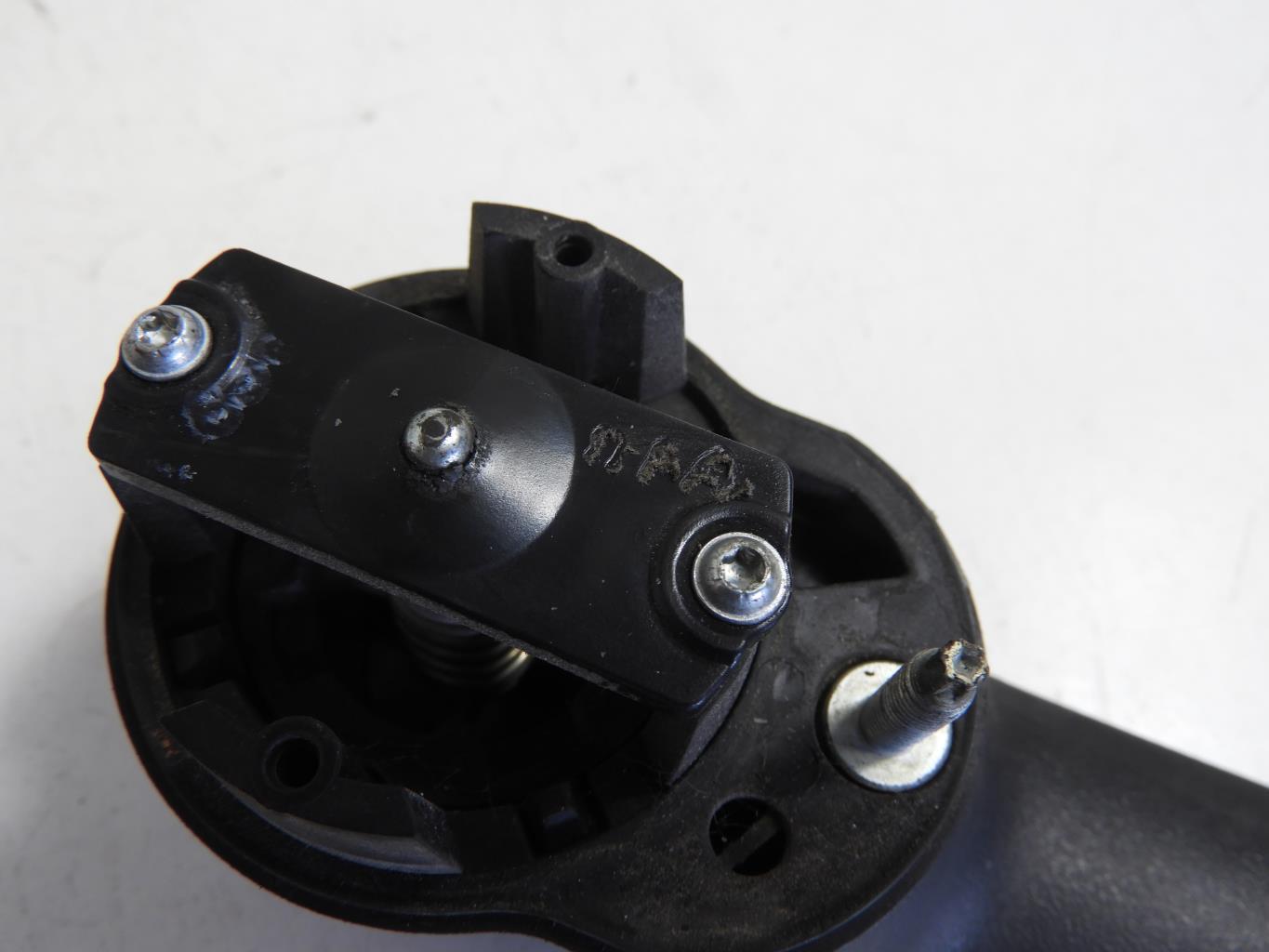 Maniglia portiera anteriore destra JEEP CHEROKEE 3 Diésel - 1