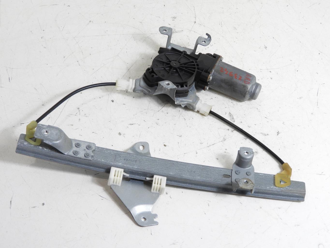 Alzacristalli elettrico posteriore destro NISSAN QASHQAI 1 PHASE 2 Diésel - 1