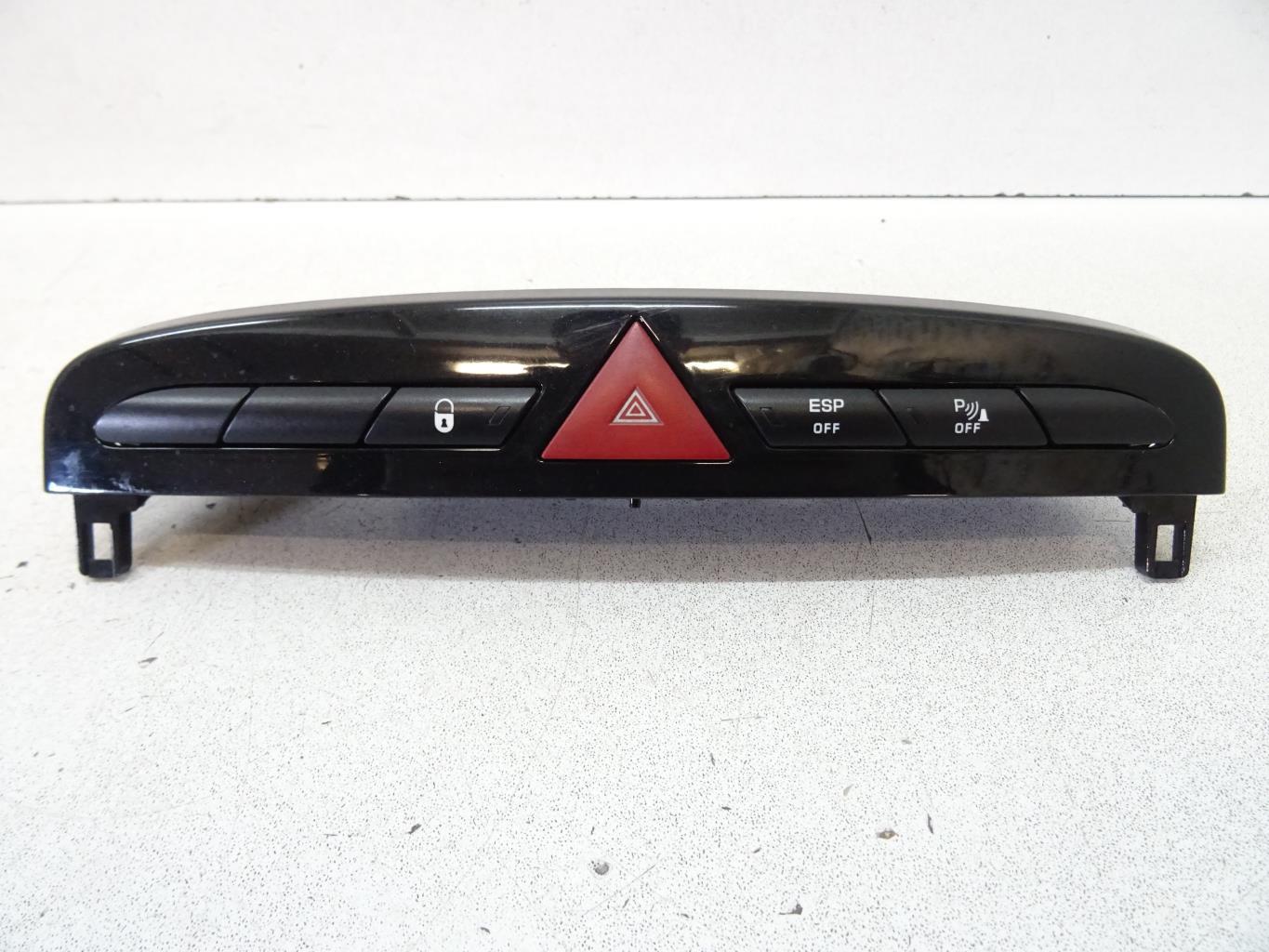 Interruttore luci emergenza PEUGEOT 308 1 PHASE 1 CABRIOLET Diésel - 1