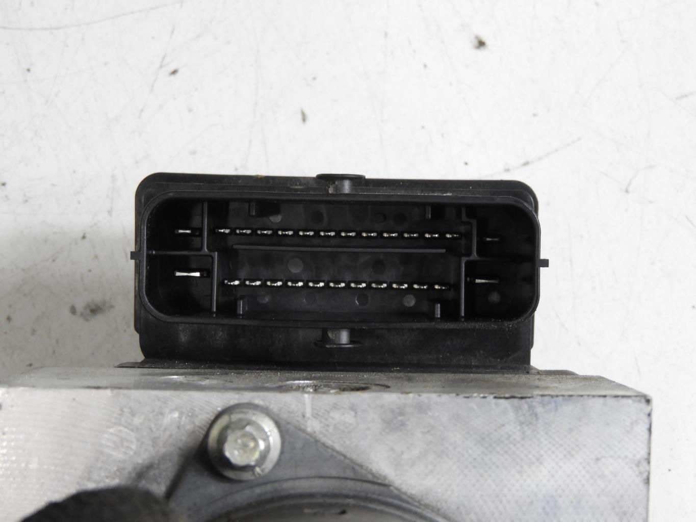 Bloc ABS (freins anti-blocage) FORD MONDEO 3 PHASE 1 BREAK Diesel - 1