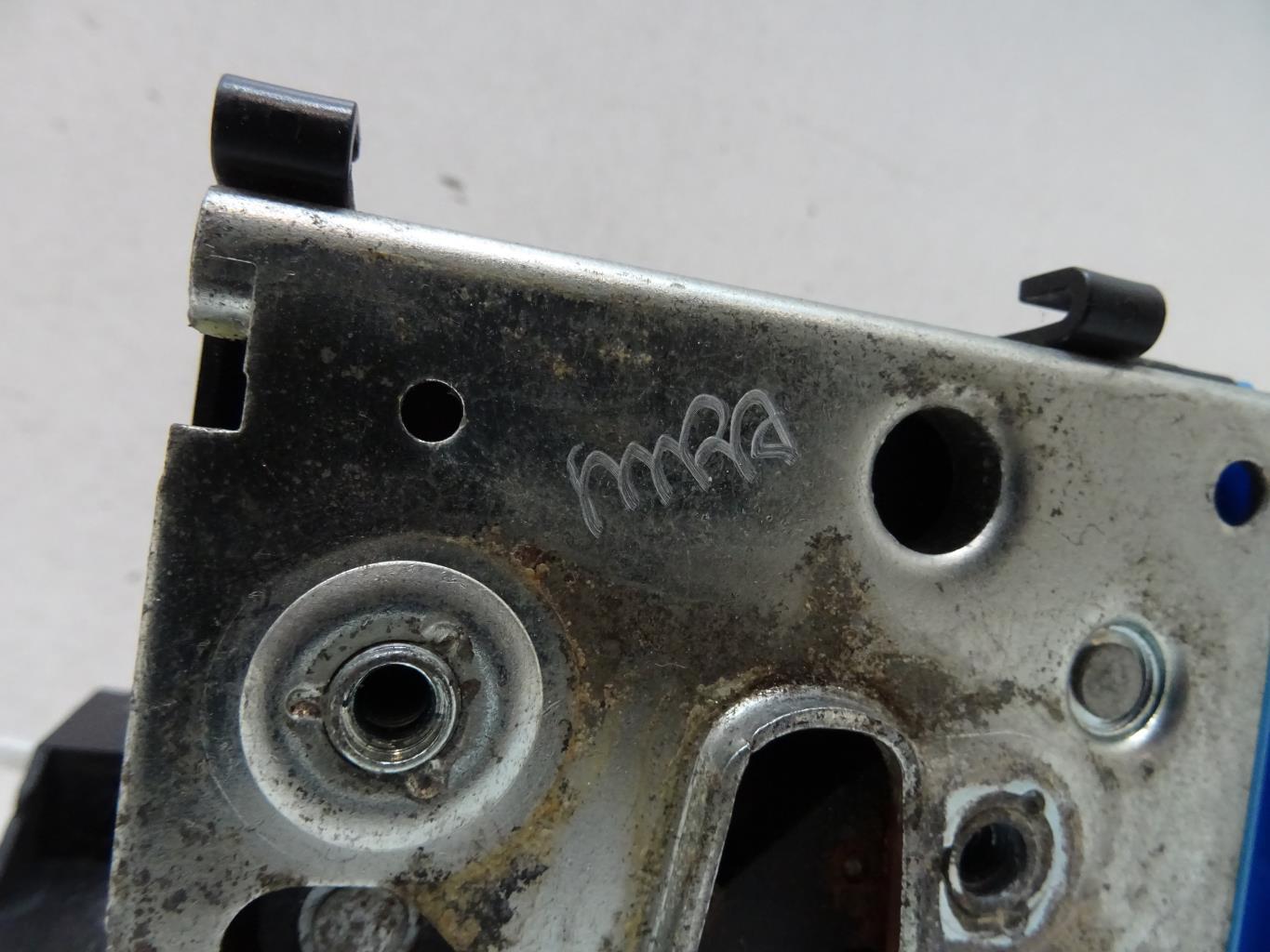 Serratura posteriore sinistra AUDI A6 1 AVANT BREAK Gasolina - 1