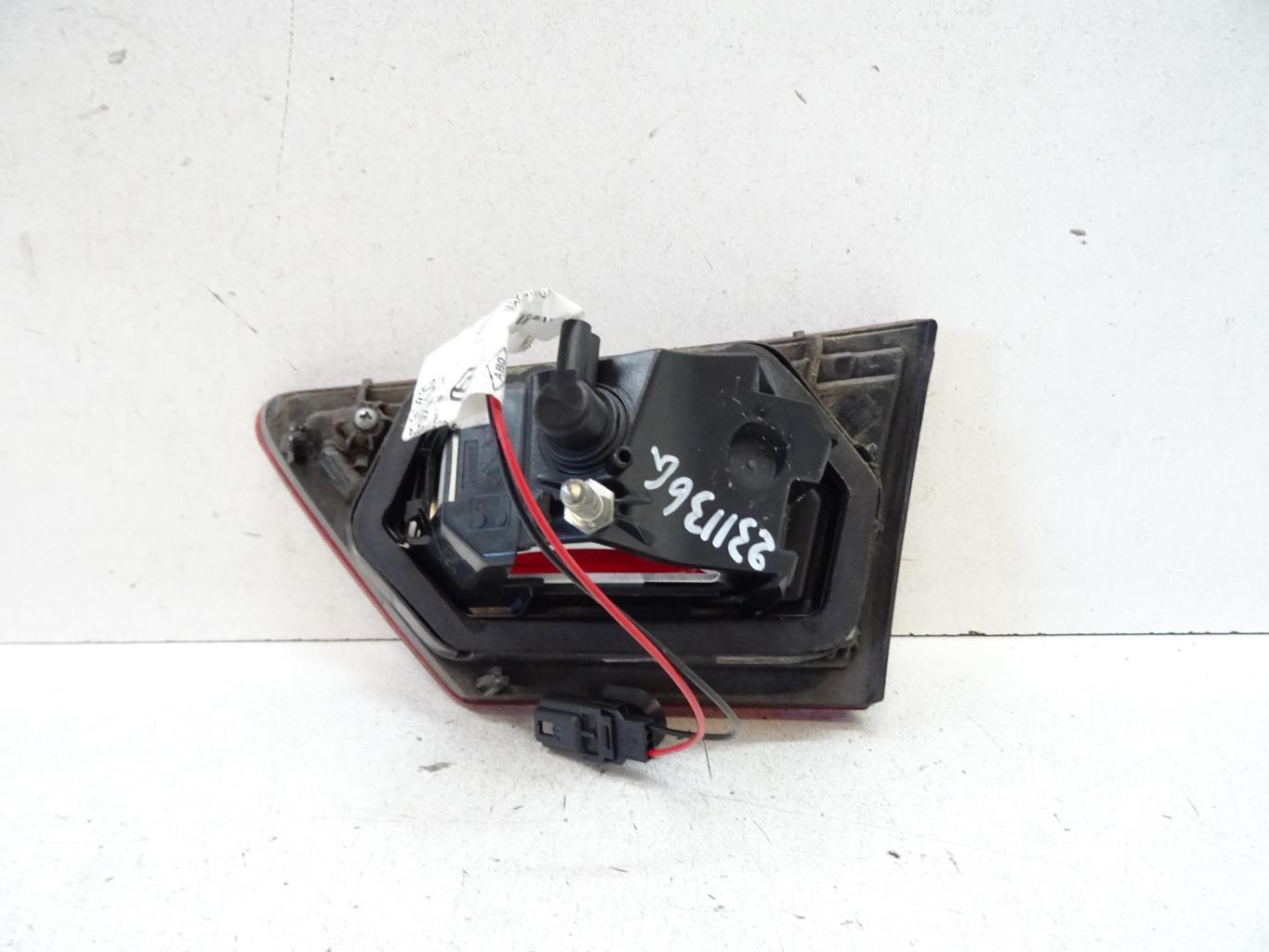 Feu arriere secondaire gauche (feux) RENAULT CLIO 4 PHASE 1 Diesel - 1